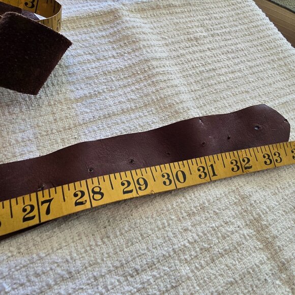 Vintage Sueded Belt with Victorian Romantic Couple Depiction Buckle - Picture 4 of 6